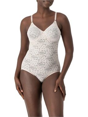 Bali Lace N’ Smooth Bodysuit Shapewear Women’s Size 38DD Beige DF8L10 *Defect*
